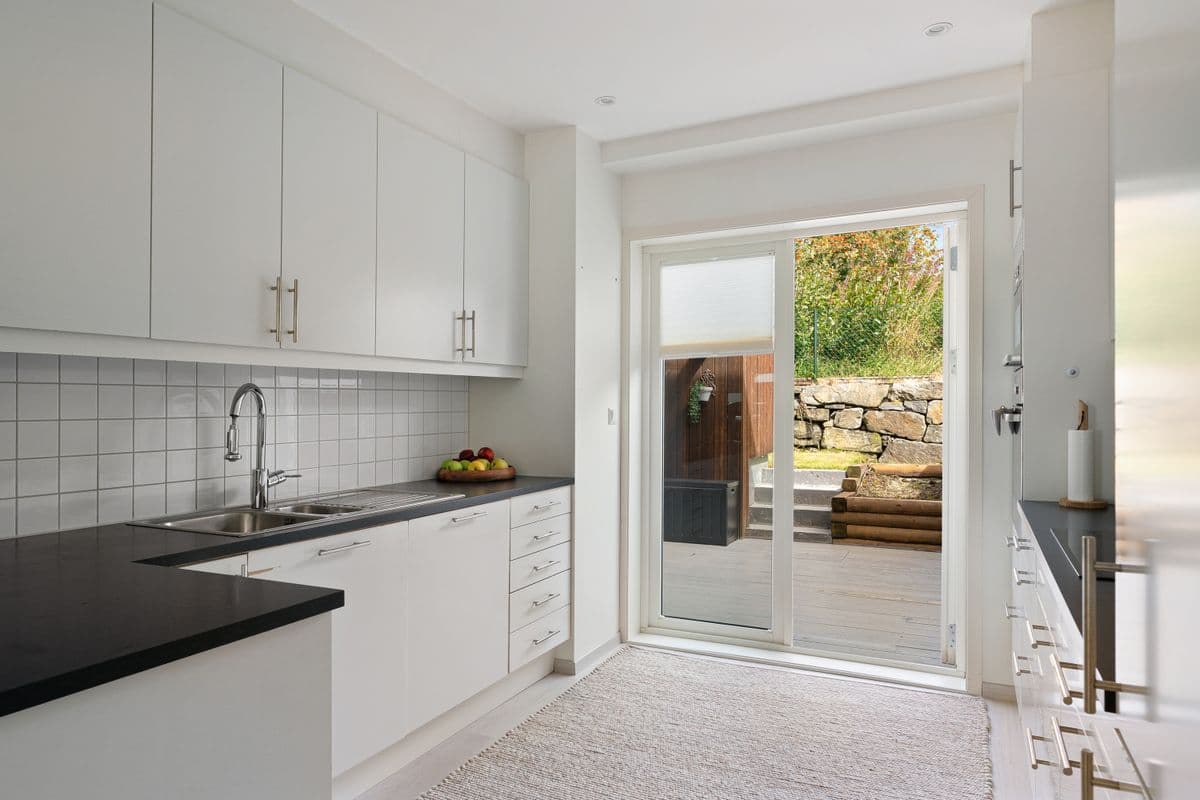 Just Listed · $850,000